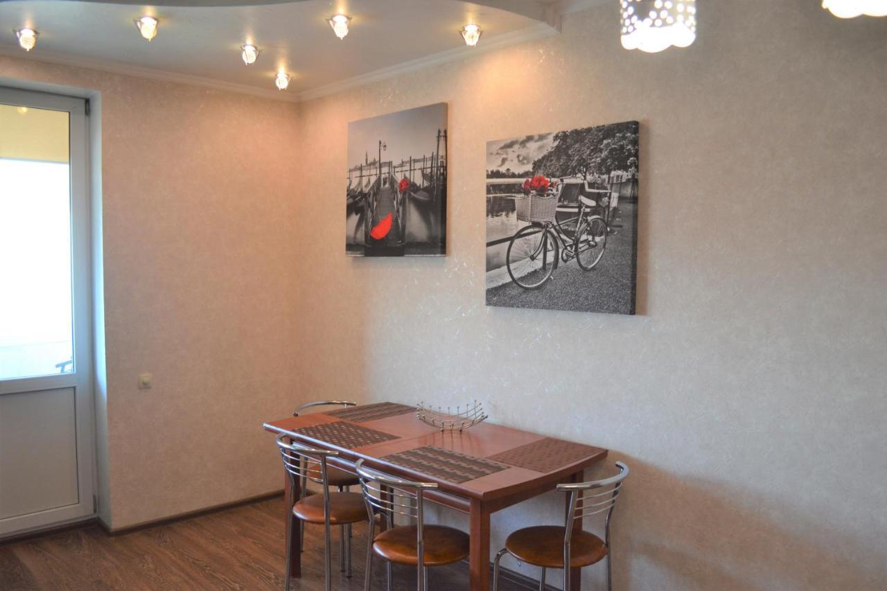 Luxcityapart On Olievskaya Kiev Dış mekan fotoğraf