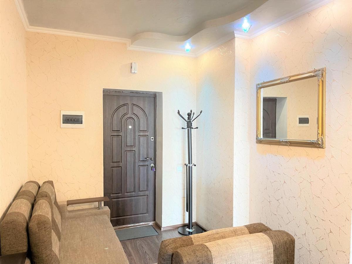Luxcityapart On Olievskaya Kiev Dış mekan fotoğraf